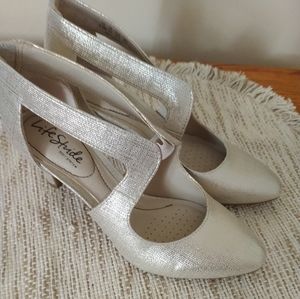 LifeStride/Size-6/Champagne/Colored/👠